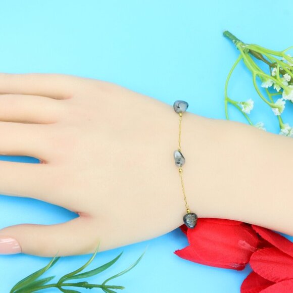 Chic & Stylish Bracelet – A Thoughtful Gift for Women and Girls, DYC1626 - Picture 5 of 10